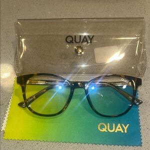 Quay Australia Transparent Brown Glasses